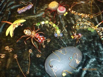 ALT =[“Dr. Jolie Bookspan makes and teaches fun wire art and handicrafts: More on Dr. Bookspan's Classes page - http://drbookspan.com/classes]